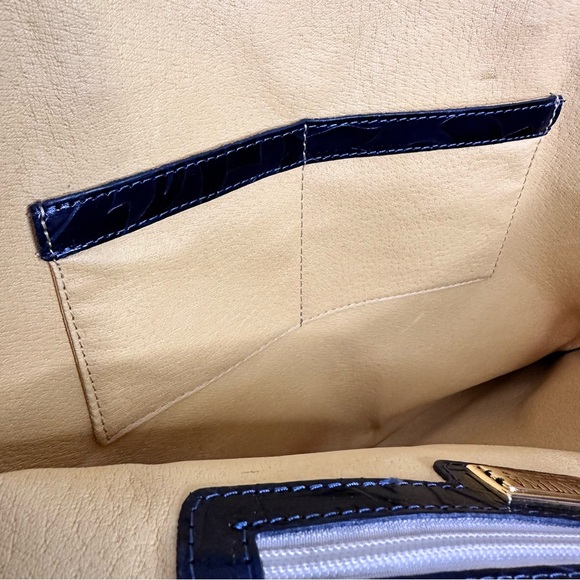 Valentina Italia Black Leather Handbag 🇮🇹✨ - Picture 5 of 8